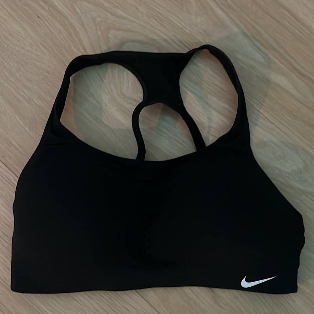 Nike Alpha
Women's High-Support Padded Keyhole Sports Bra size Small 4-6
